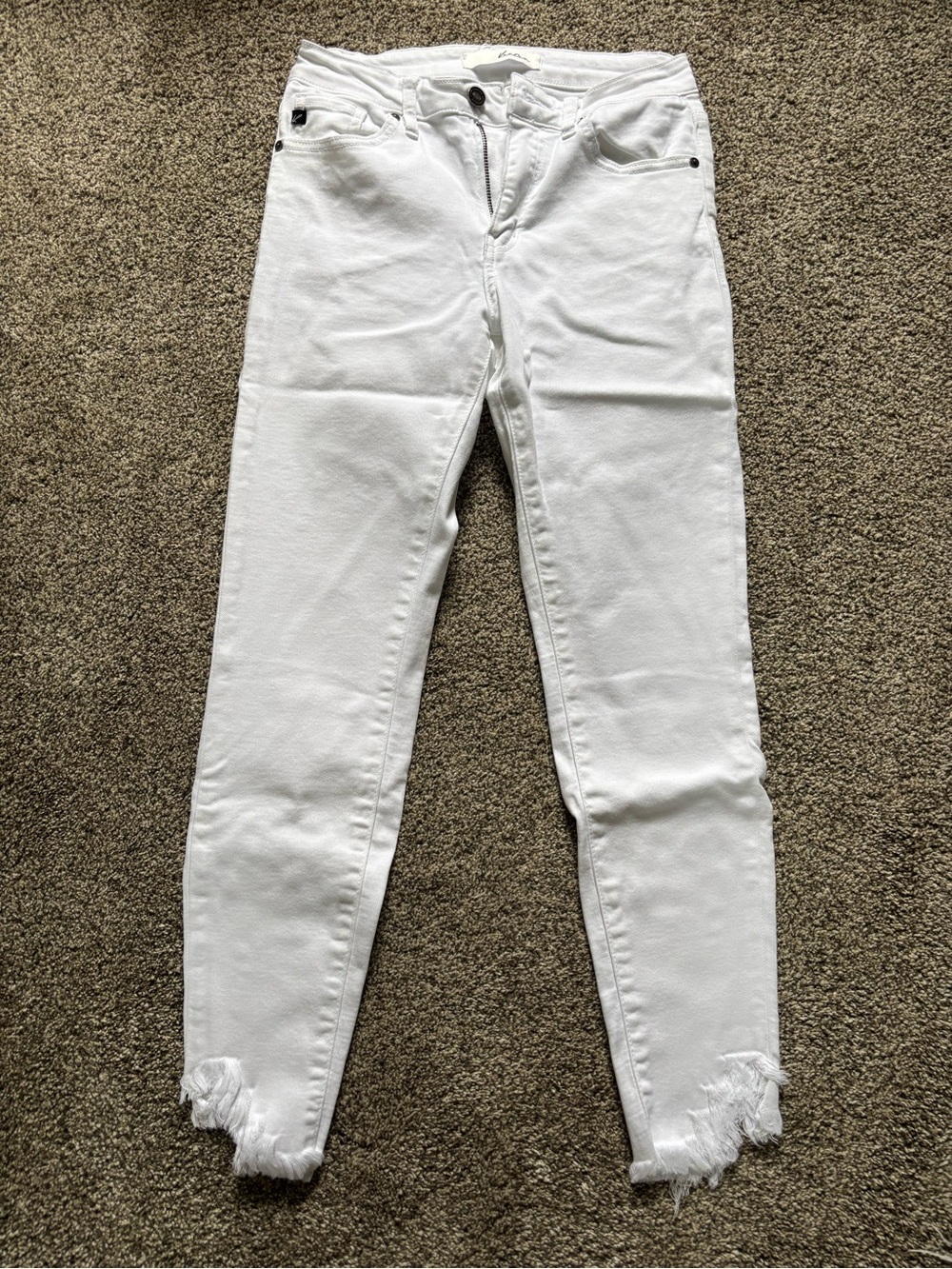 KanCan White Skinny Jeans with Frayed Hem